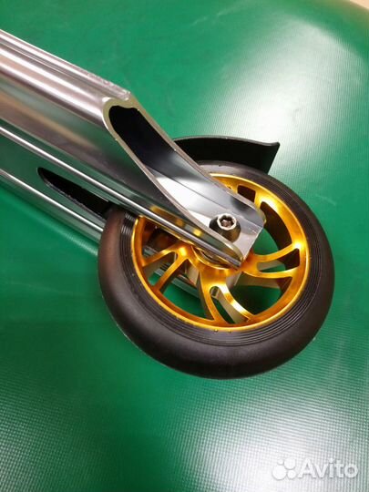 Трюковый самокат