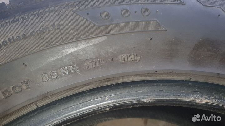 Petlas Explero PT431 275/55 R19 111