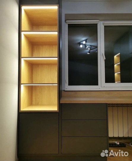 Рабочая зона у окна