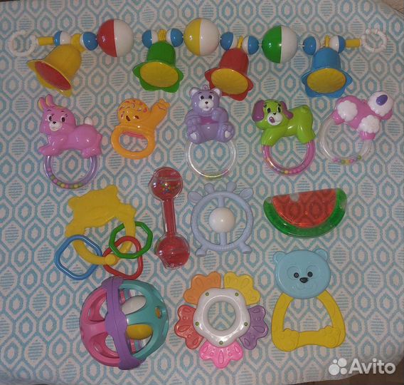 Погремушки, прорезыватели,растяжка пакетом