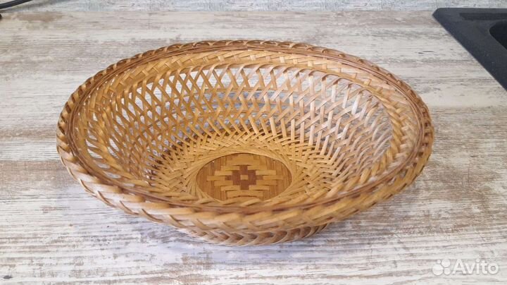 Корзина плетеная