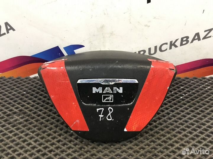 81464326004 Накладка руля Man TGA, Man TGX