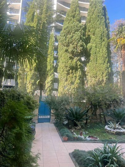 Комната 20 м² в > 9-к., 1/3 эт.