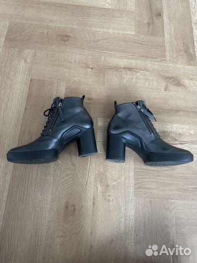Ботильоны ecco 39 размер