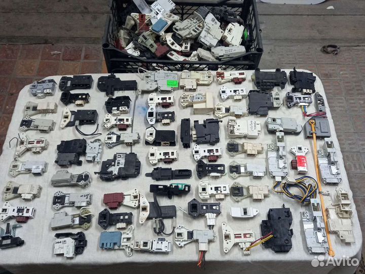 Замок для стиральной машины