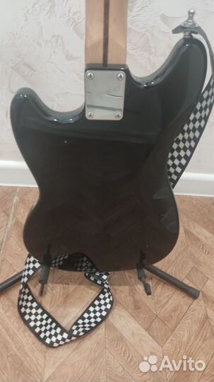 Fender squier bullet mustang