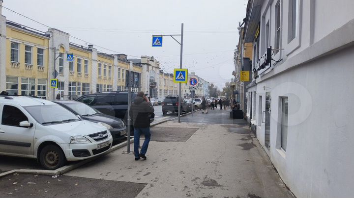 Торгово-офисная площадь, 210 м²