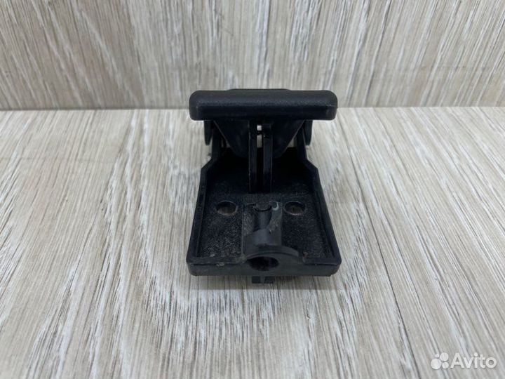 Ручка открывания капота Kia Rio 3 1.4