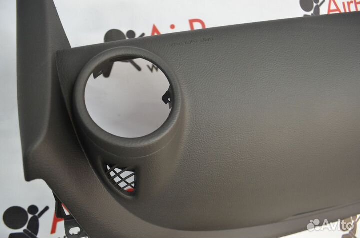 Торпедо панель приборов Toyota rav 4