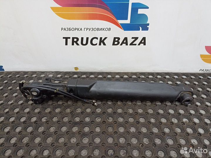 7422070296 Цилиндр подъема кабины левый Renault T