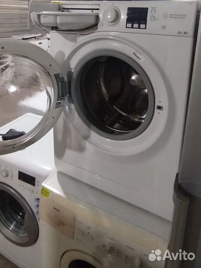 Стиральная машина б/у узкая, Hotpoint Ariston