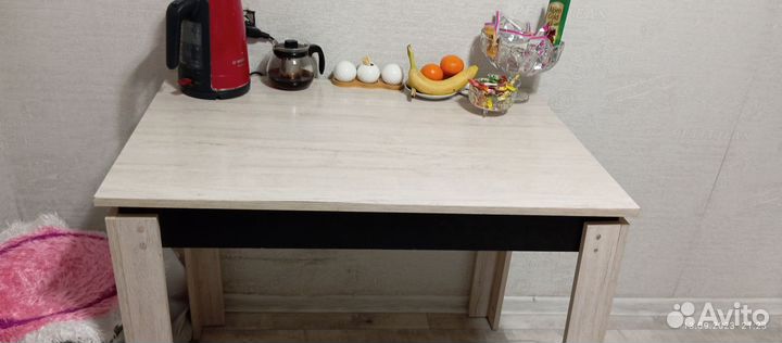 Кухонный стол