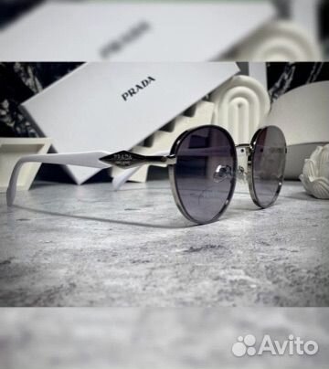 Очки Prada белые солнцезащитные