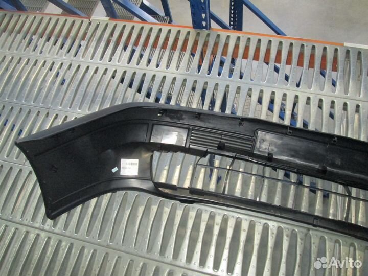 Бампер передний VW Passat (B3) 88-96