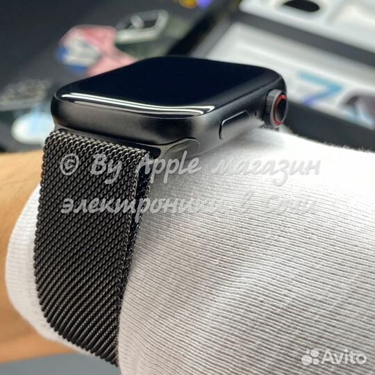 Apple Watch 8 (black, milan)
