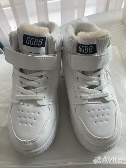 Кроссовки детские