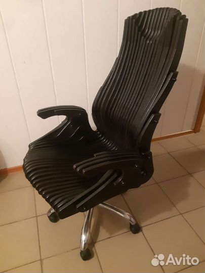 Компьютерное кресло