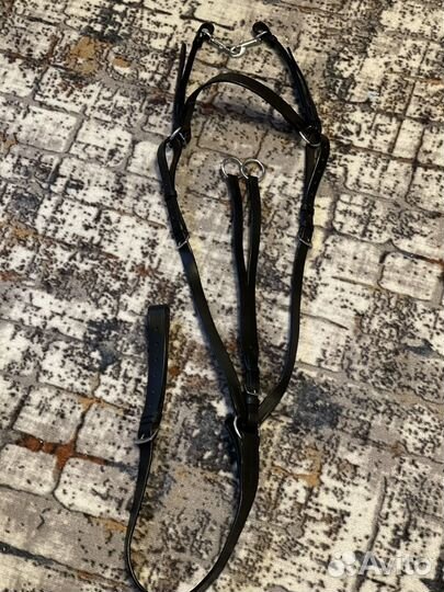 Подперсье с мартингалом