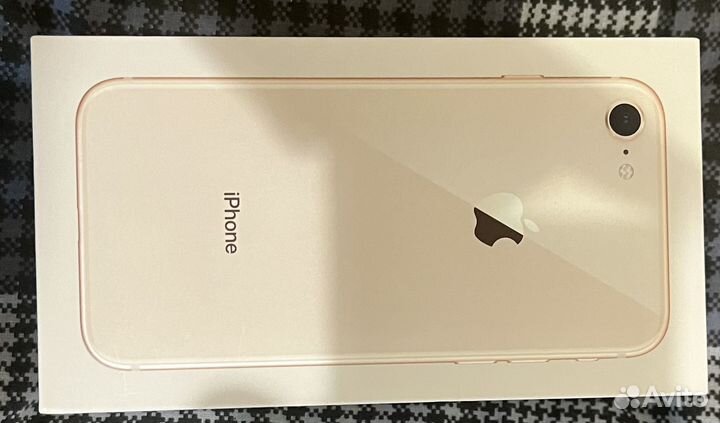 iPhone 8, 64 ГБ