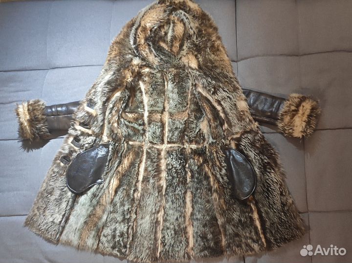Дубленка женская с капюшоном
