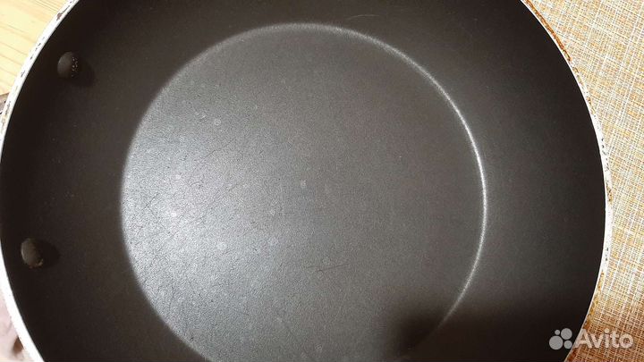 Сковородки б/у