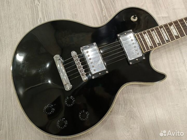 Электрогитара реплика gibson