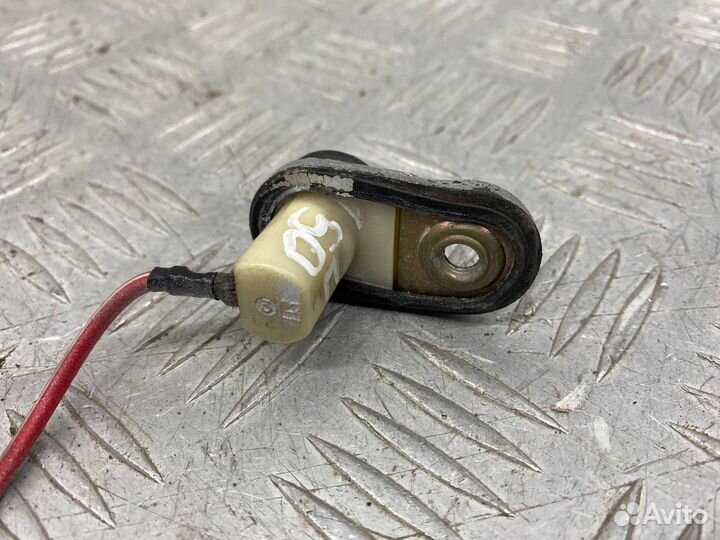 Б/У концевик двери передний Toyota Town Ace 3 KR42