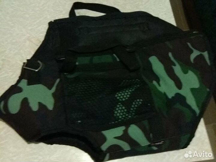 Жилет для маленькой собачки.осень