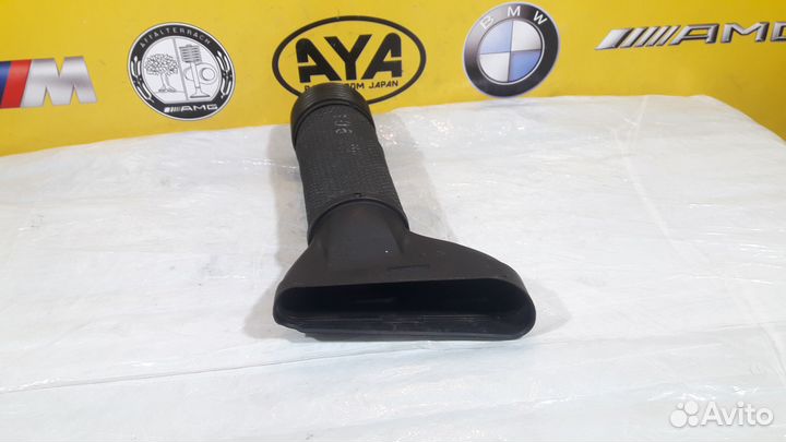 Воздуховод Mercedes W212 W204 W207 M271