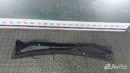 Накладка декоративная (жабо, дождевик) opel astra