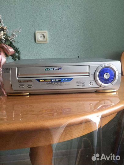 Видеомагнитофон panasonic новый