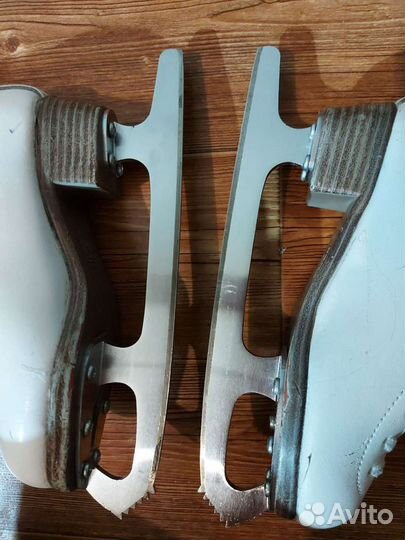 Коньки Riedell р-р 12,5