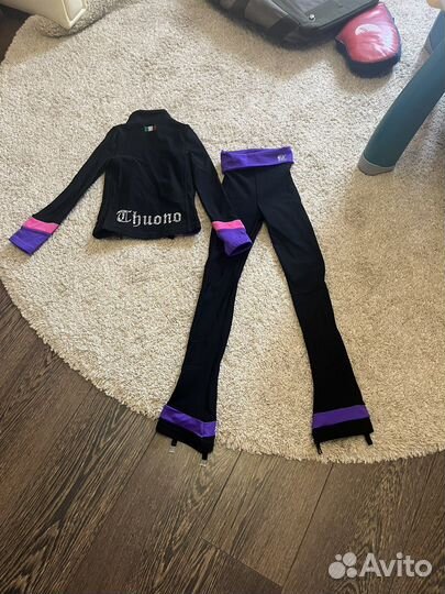 Тренировочный костюм для фигурного катания