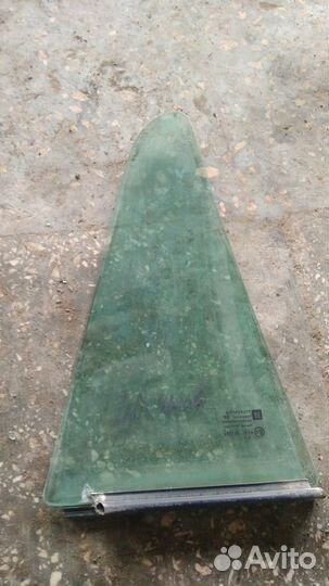 Стекло заднее левое глухое Opel Astra H универсал