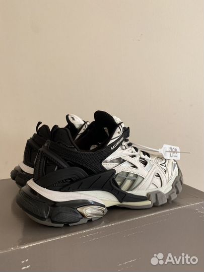 Кроссовки Balenciaga Track 2 