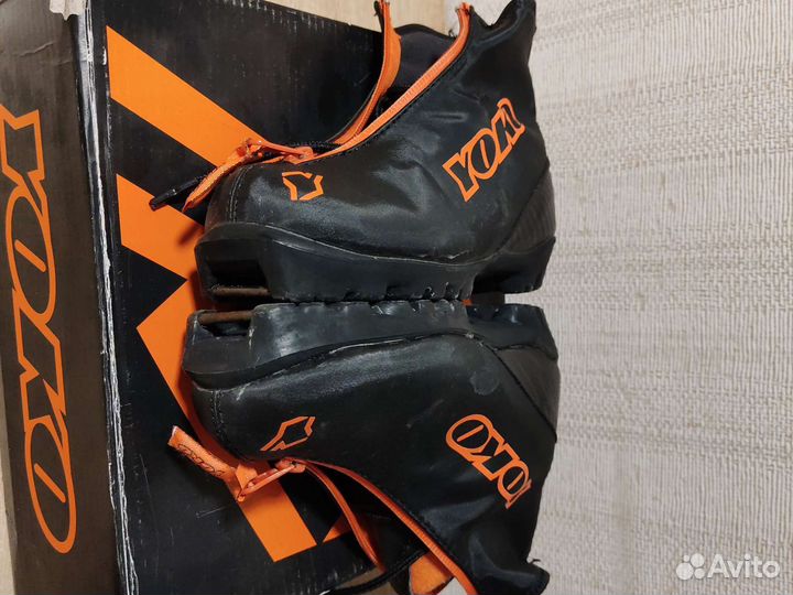 Ботинки для беговых лыж детские