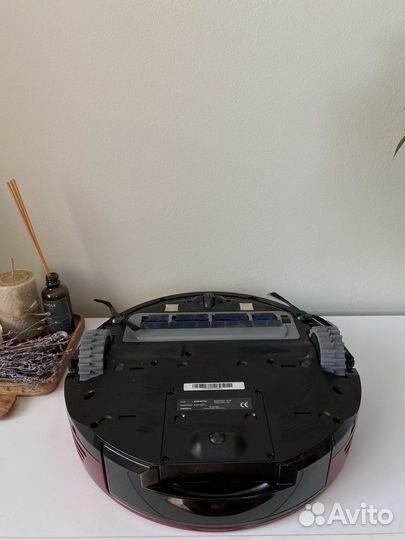 Робот пылесос moneual MR7700