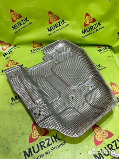 Экран тепловой Mercedes V W639 112.951 3.2L 2003