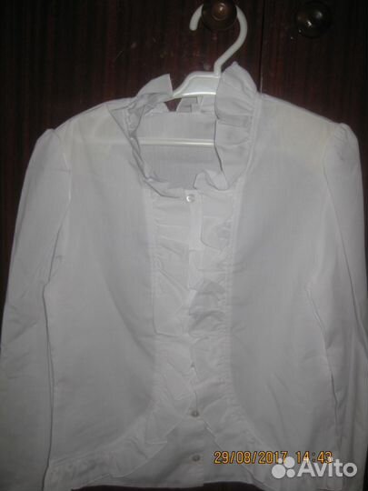Школьные белые блузки на девочек новые