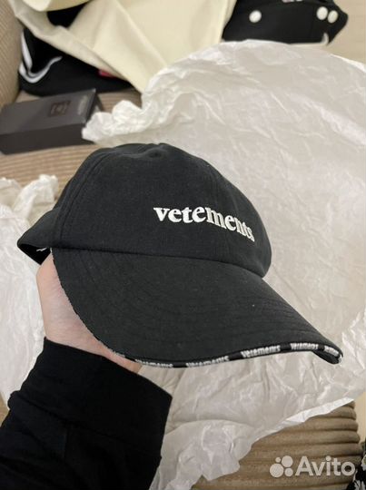 Vetements оригинал кепка