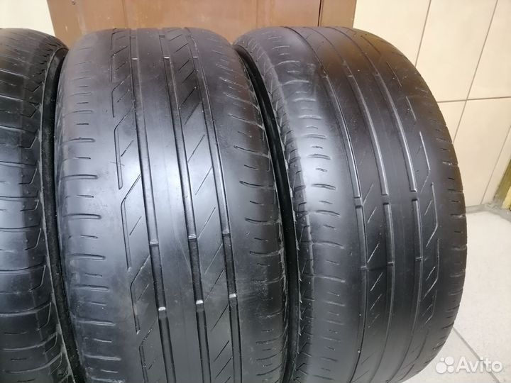 Bridgestone Turanza T001 225/55 R17