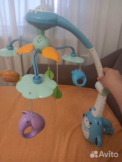 Музыкальная карусель на кроватку