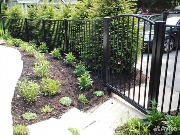 Забор из профильной трубы