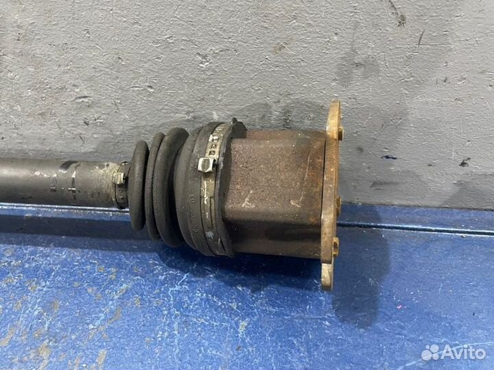 Привод передний левый Audi A6 C6