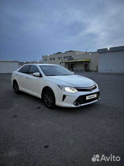 Toyota Camry 2.5 AT, 2016, 135 000 км