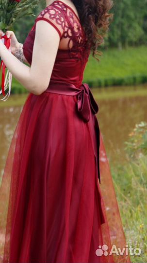 Вечернее платье в пол 44-46 размера бордовое