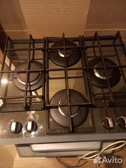 Газовая варочная панель 4 конфорки