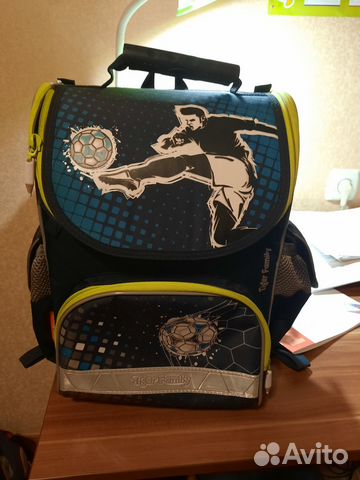 Школьный рюкзак