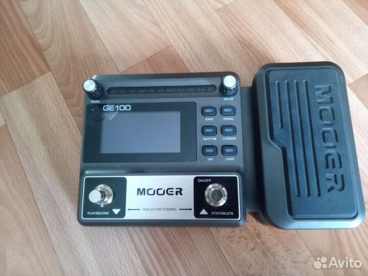 Гитарный процессор GE100