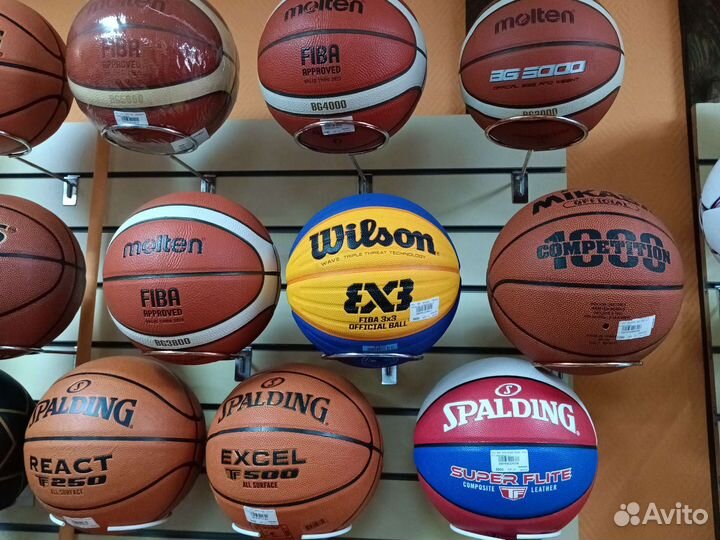Баскетбольный мяч
